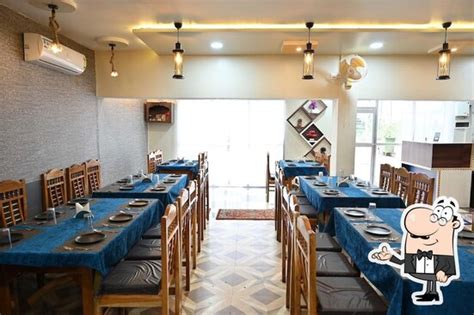 GOULASH FAMILY RESTAURANT, Madhiapali - Restaurant reviews
