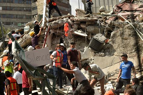 Mexico earthquake kills dozens, shakes Mexico City, state of disaster ...