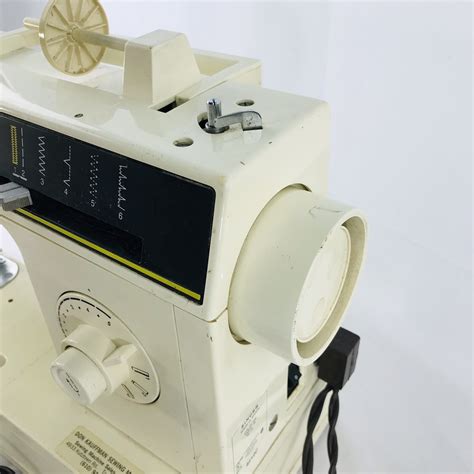 Singer Model 6212C Sewing Machine 的图像结果
