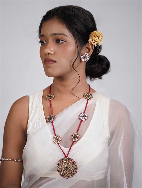 Sikka necklace – Barahmasi
