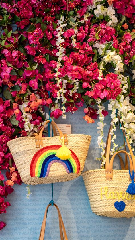 Download Exquisite Hawaiian Coastal Sunset | Wallpapers.com