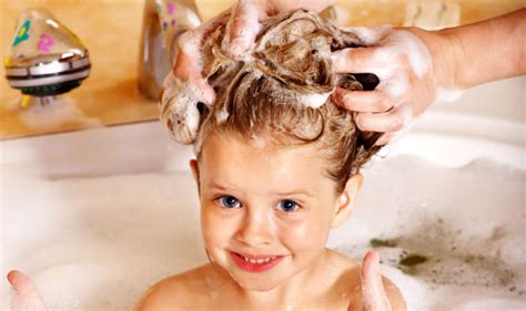 Can I Use Adult Shampoo on My Baby? Read This First – Indimums