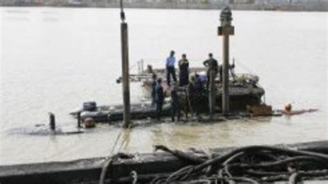 Four bodies found in sunken India submarine - France 24