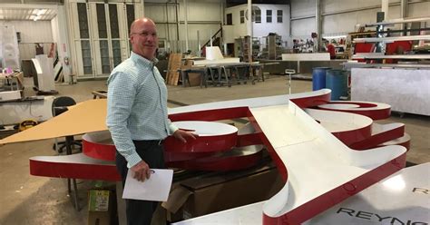 Competitor's retirement a boost to Ulrich Signs | Local News ...