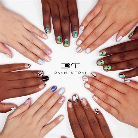 https://www.dannitoni.com/cdn/shop/articles/5-reasons-you-need-to-try-danni-and-toni-gel-nail-strips-now-dannitoni-com.jpg?v=1688026214&width=2400
