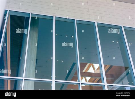 Commercial Building Windows 的图像结果