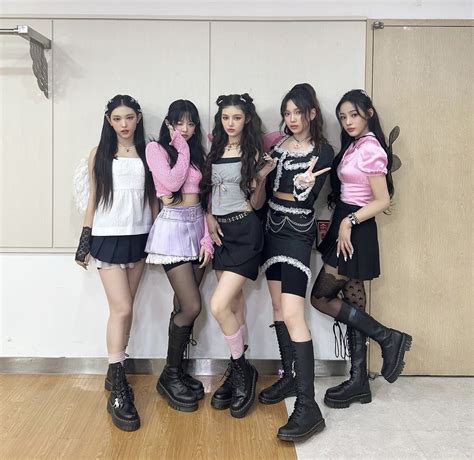newjeans ETA music show outfits | Kpop outfits, Stage outfits, New ...