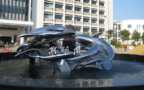 定做大型不锈钢景观雕塑 水池海豚图案雕塑 镜面不锈钢雕塑-阿里巴巴