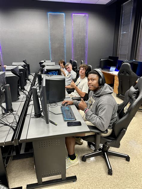 HS Senior Swim 的图像结果