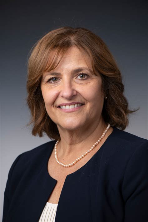 University Of New Hampshire Academic Calendar 2023-23 ...