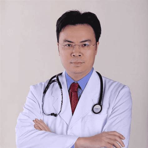 《中华医药》 头痛脖子酸？推拿医生告诉你 捏这几个穴位最管用 | 中华养生 - YouTube