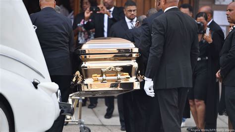 Aretha Franklin funeral pictures: Remembering the Queen of Soul ...
