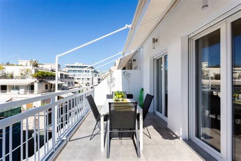 Light-Filled Apartment in the Beating Heart of Athens - Apartments for ...
