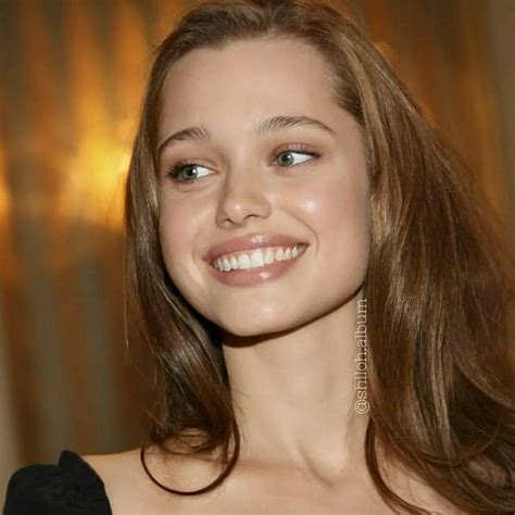 Pin by Tina Trigueiro on Família Jolie Pitt | Shiloh jolie, Shiloh ...