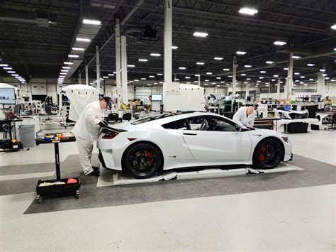 We watched Acura build the final NSX supercar - Hagerty Media
