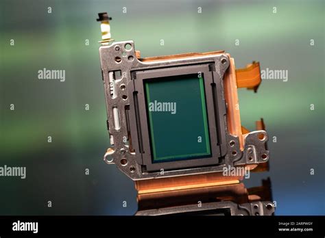 Image result for DSLR CMOS-Sensor