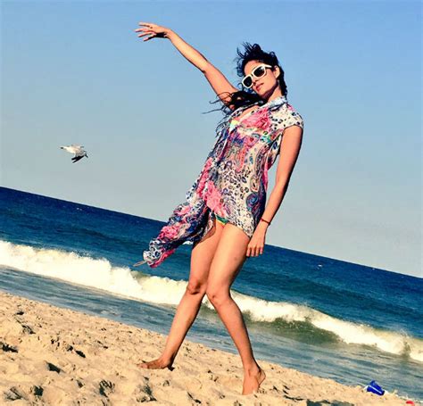 Hot photos of Vidya Malvade sunbathing and doing yoga on the beach are ...