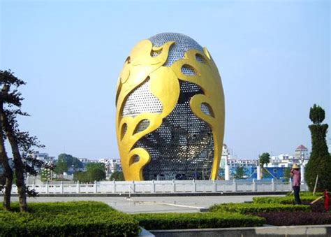 北京不锈钢雕塑_玻璃钢雕塑_景观绿雕_硅胶像厂家_星硕辰雕塑设计