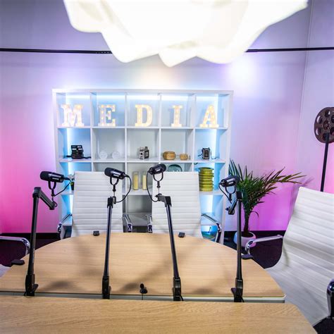 10 Best Unique Podcast Studios & Rooms for Rent Near Me | Peerspace