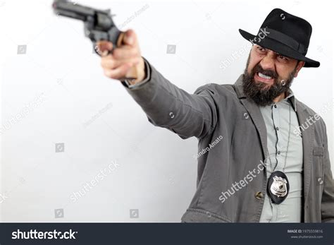 Pointing Revolver 的图像结果