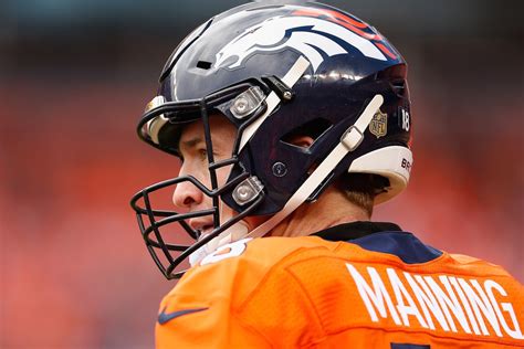 Reports: Peyton Manning Telling Friends He'll Retire - Health & Sports News