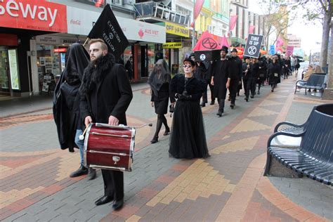 El Diario Rebelde 3: Ramificaciones de XR alrededor del Mundo