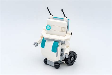 LEGO Mini Robot 的图像结果