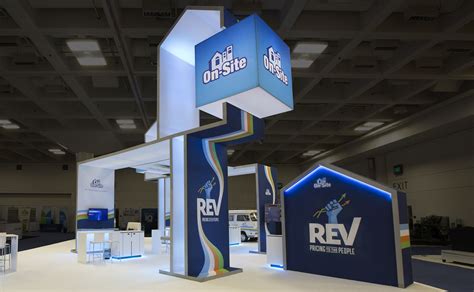 Skyline Exhibits: Customer Reviews, Stands and Services