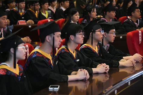 宜春学院举办2022届毕业生云毕业典礼暨学位授予仪式