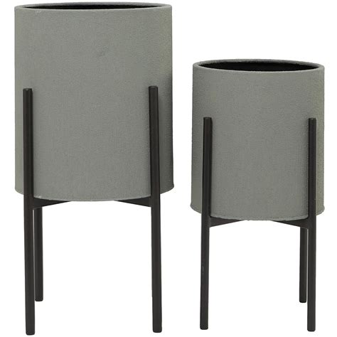 Deco 79 Metal Indoor Outdoor Planter Textured Exterior Large Planter ...