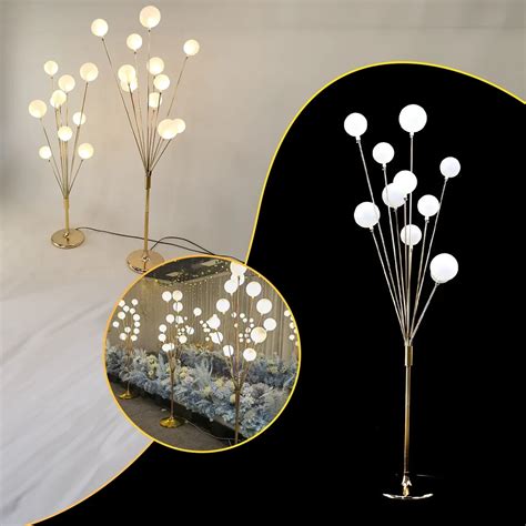 مصباح الكرات الذهبي الأرضي - 150 سم