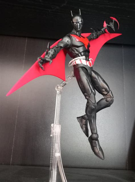 Couldn't resist The Futures End Batman Beyond figure : r/McFarlaneFigures