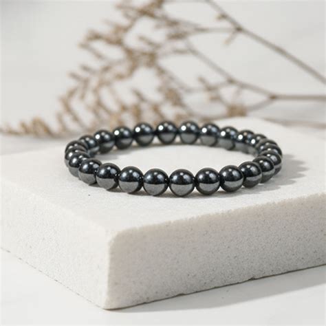 Buy Money Magnet Bracelet Online | Get Crystal Bracelets for Wealth ...