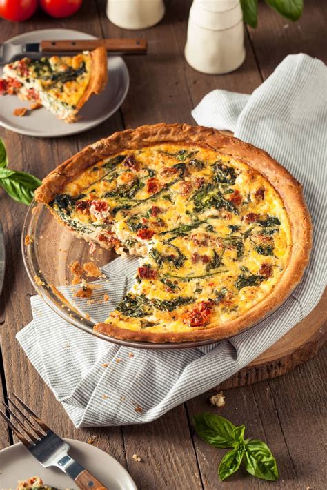 Frittata vs. Quiche (7 Main Differences) - Insanely Good