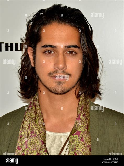 Avan jogia hi-res stock photography and images - Alamy