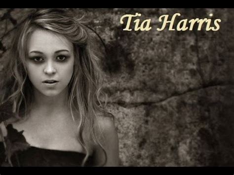 Tia Harris, a very talented singer from Popstarz Uk Vocal Academy - YouTube