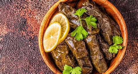 How to Make Traditional Iraqi Dolmas - Food Hyme