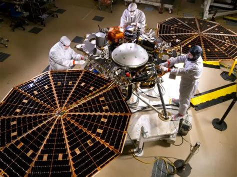 NASA's Next Mars Mission Will Have A Lander Looking Deep Beneath The ...