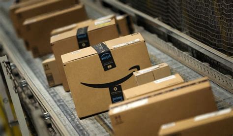 Amazon India responds to claims of 'no loo, water breaks oath' forced ...