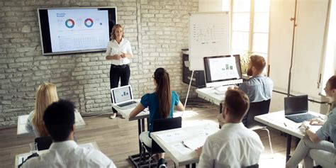 PowerPoint Presentation Management Software | Benefits and Tips