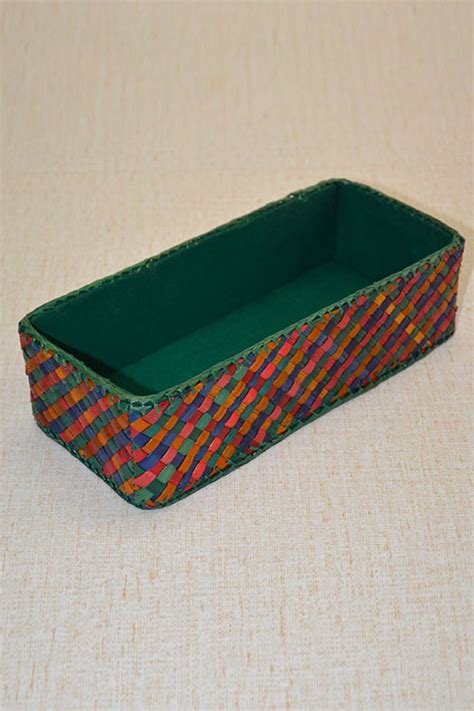 Screw Pine Bread/Brownie Basket – Dharini