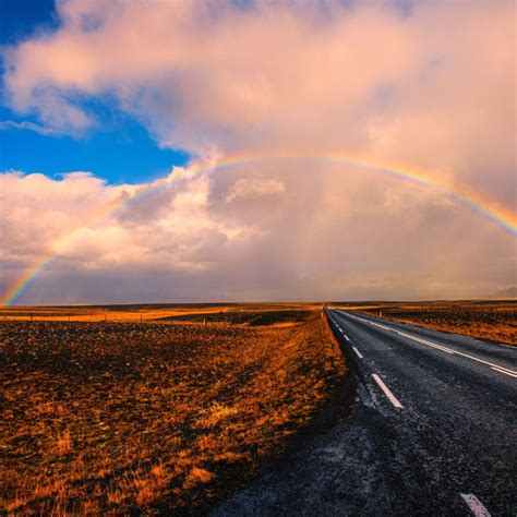 Iceland Packing List Guide for Summer