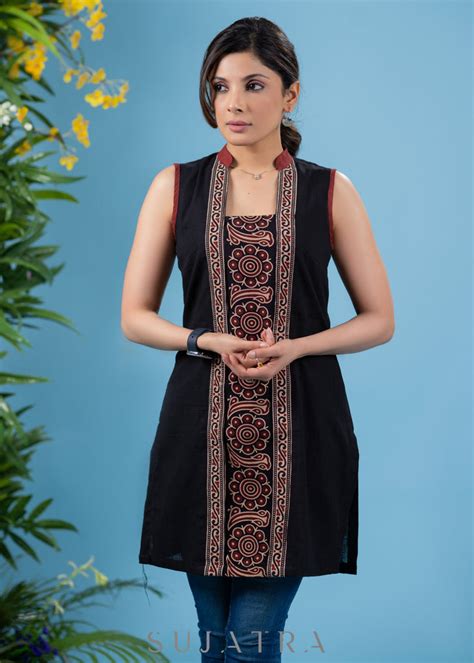 Elegant black cotton sleeveless tunic with ajrakh combination – Sujatra