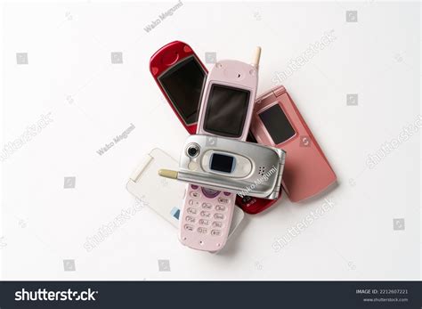 Old Flip Cell Phones
