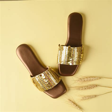 Gleaming Golden Sliders (Prepaid Only) – HazelThread