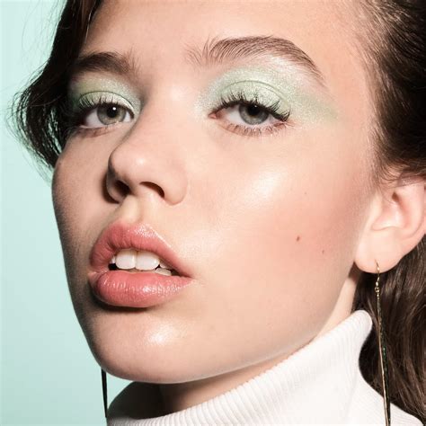 Buy e.l.f. Mint Melt Lip Gloss, High-shine, Hydrating Lip Gloss, Plumps ...