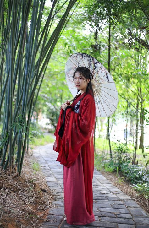 原创汉服女【五月】宋制明制合领衫齐腰襦裙中国风百搭渐变下裙-阿里巴巴