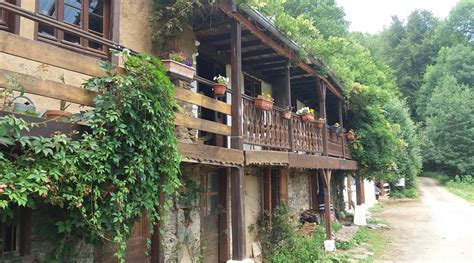 GÎTE CAVALUS (Biert) - Lodge Reviews & Photos - Tripadvisor