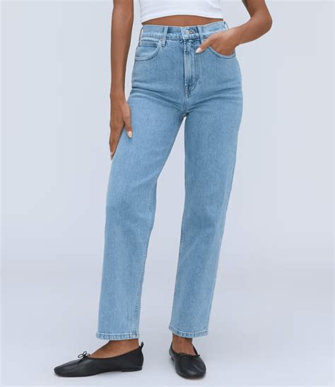 13 Best Jeans For Curvy Petite Women - Starting at $40 – topsfordays