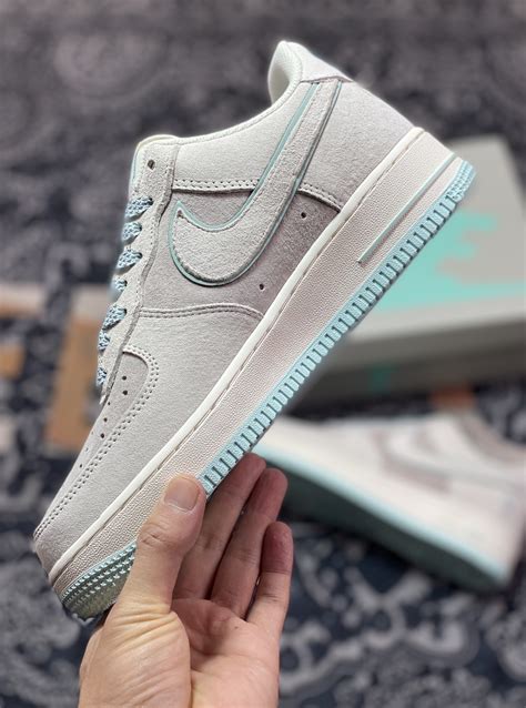 Casual Sports Shoes 的图像结果